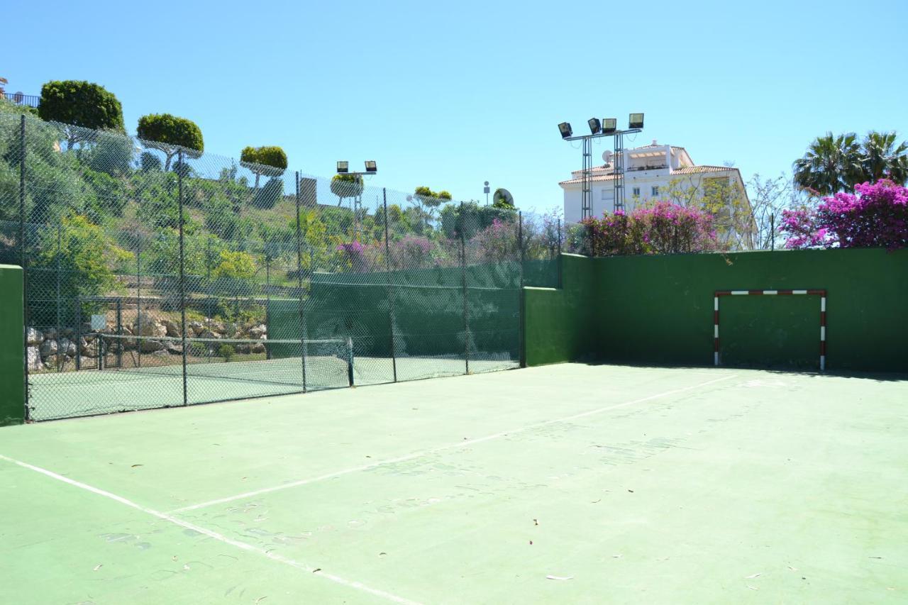 Luxury Garden Apartment - Walking Distance To The Sea Sitio de Calahonda 외부 사진
