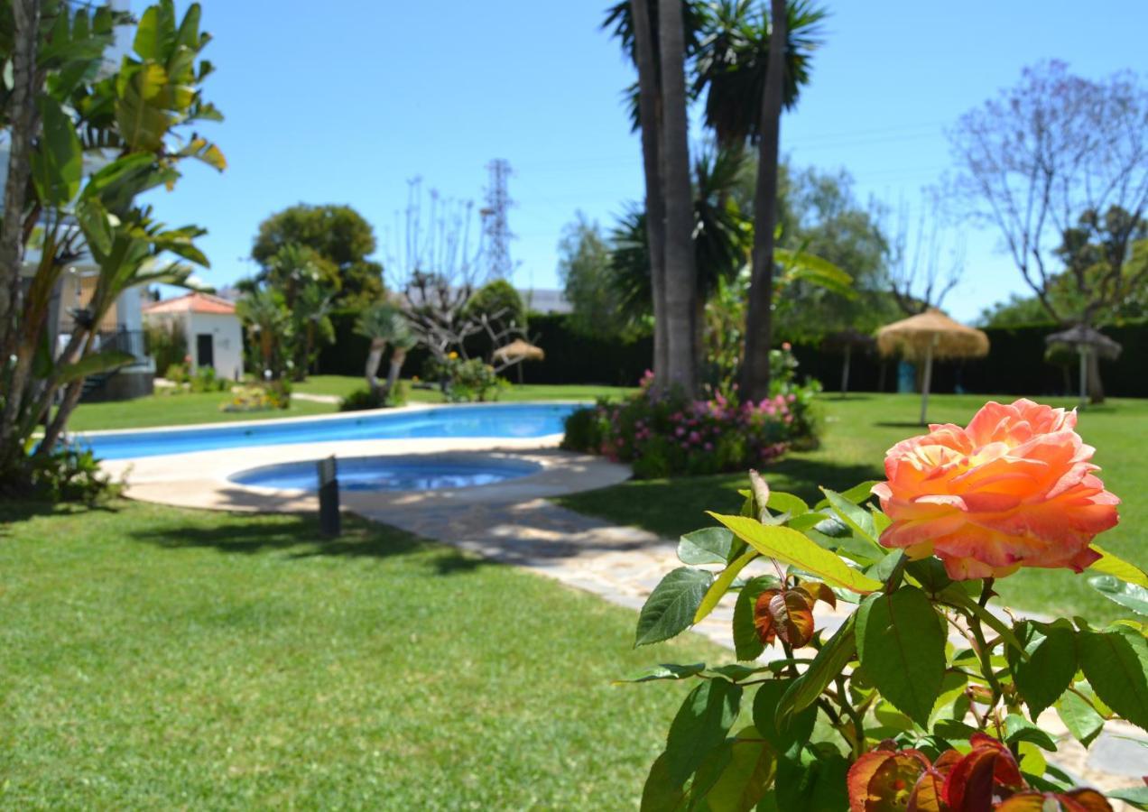 Luxury Garden Apartment - Walking Distance To The Sea Sitio de Calahonda 외부 사진