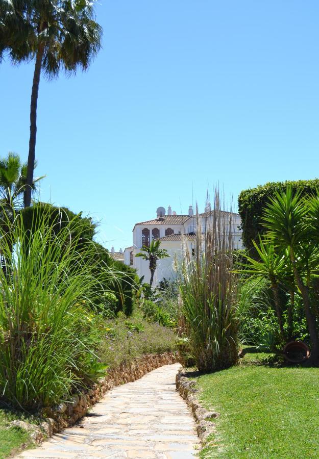 Luxury Garden Apartment - Walking Distance To The Sea Sitio de Calahonda 외부 사진