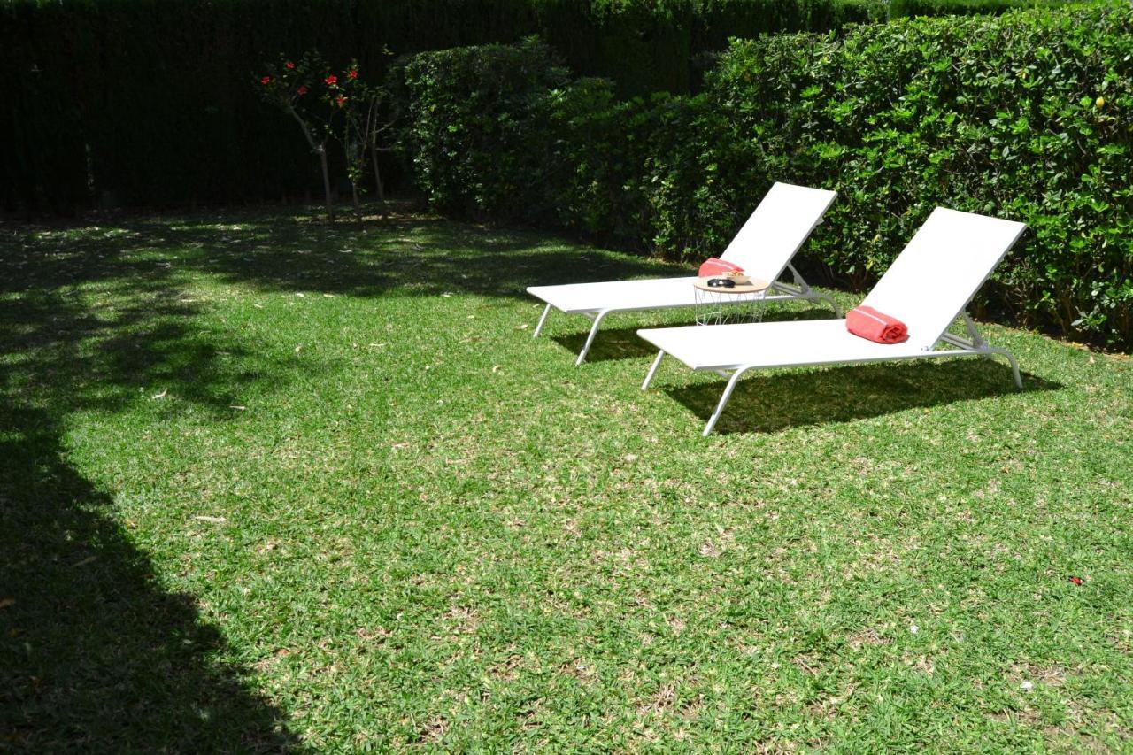 Luxury Garden Apartment - Walking Distance To The Sea Sitio de Calahonda 외부 사진