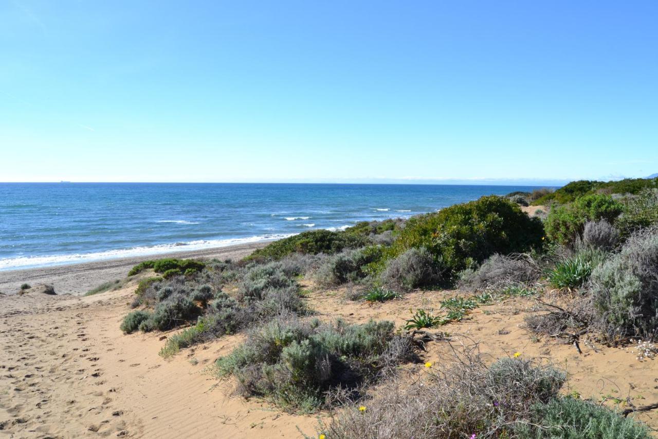 Luxury Garden Apartment - Walking Distance To The Sea Sitio de Calahonda 외부 사진