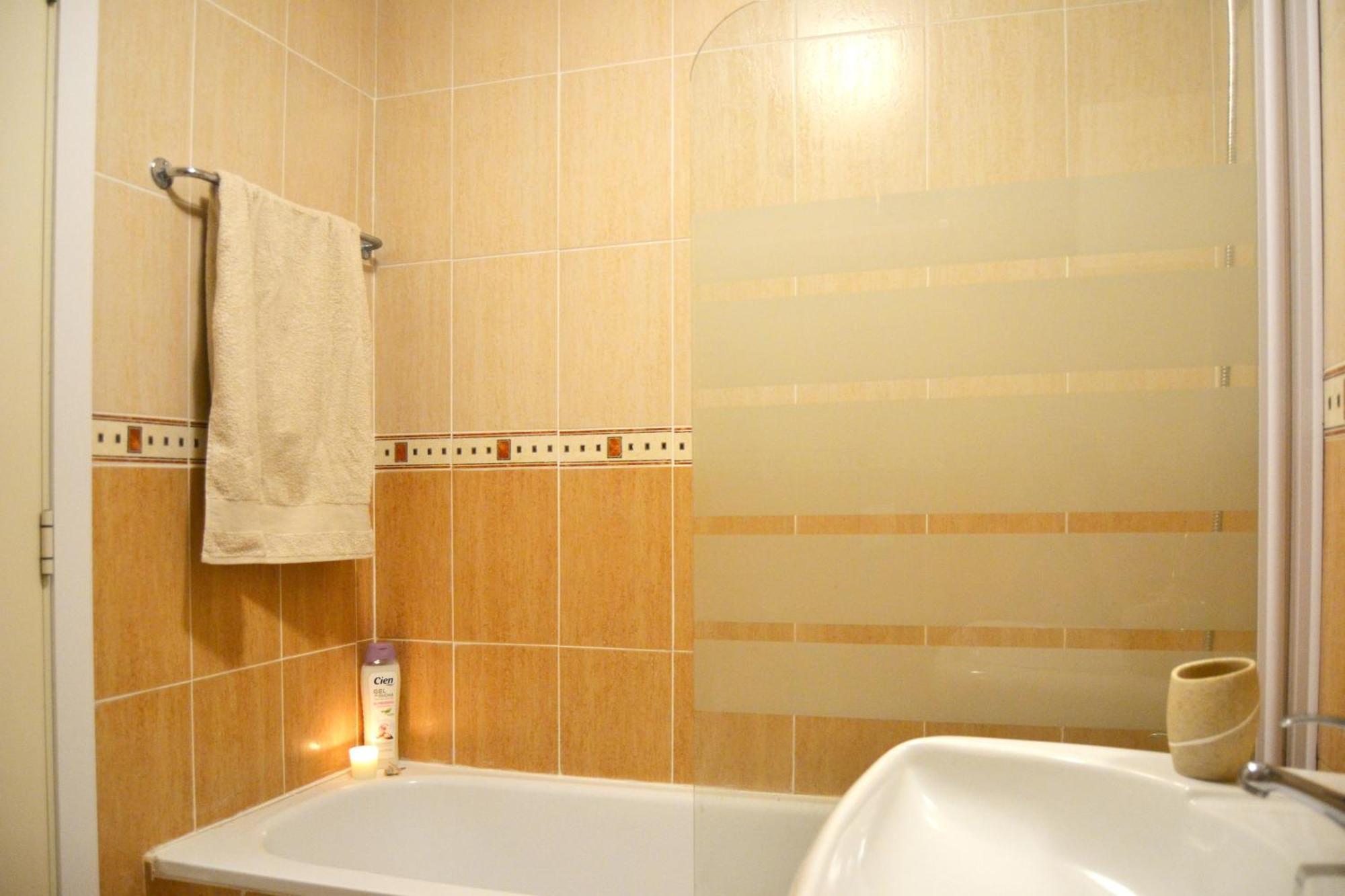 Luxury Garden Apartment - Walking Distance To The Sea Sitio de Calahonda 외부 사진
