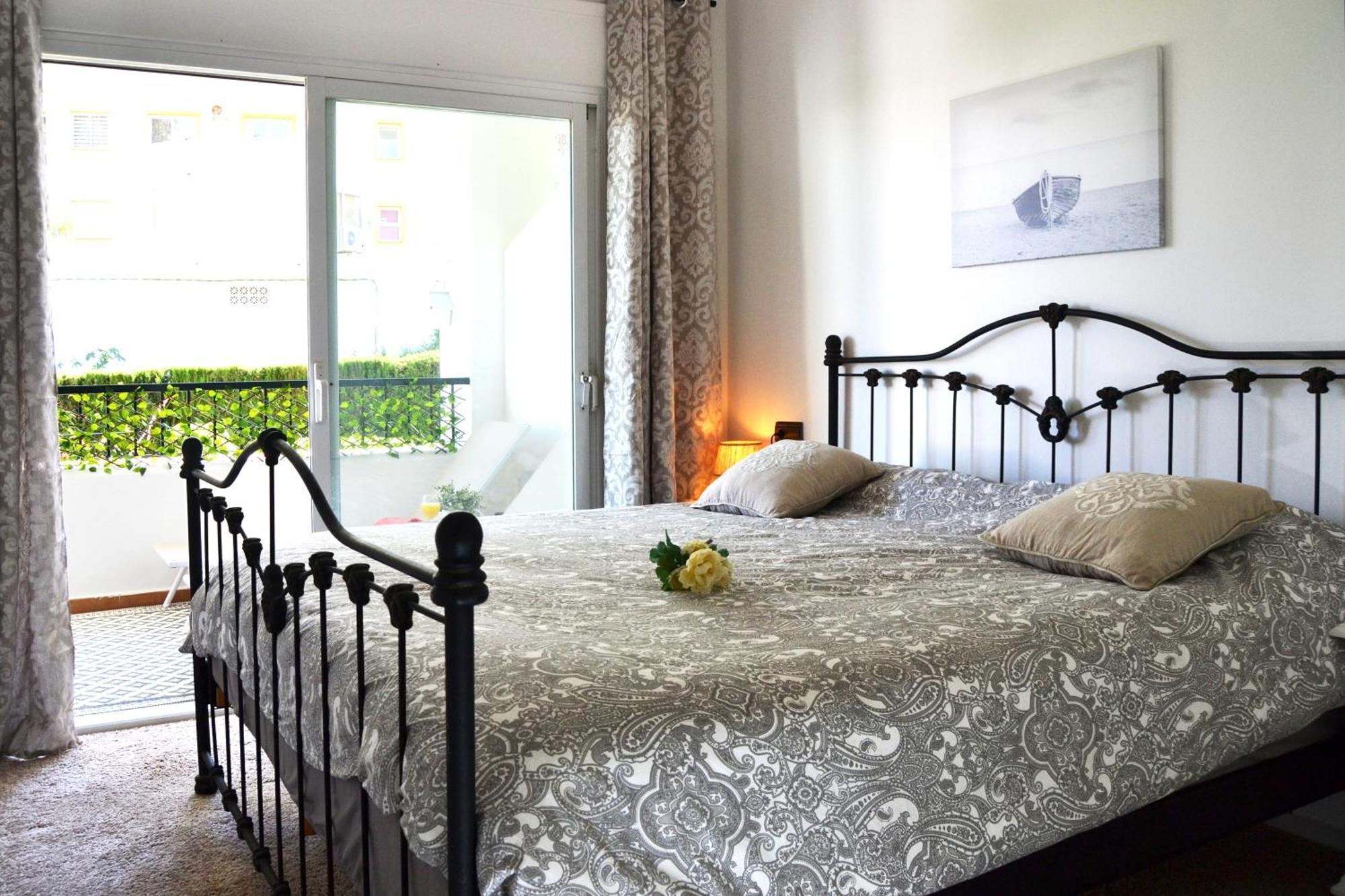 Luxury Garden Apartment - Walking Distance To The Sea Sitio de Calahonda 외부 사진